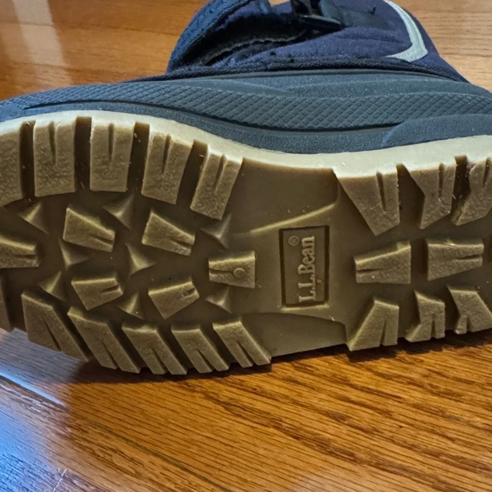 L.L. Bean Kids Navy Blue Waterproof Snow Boots
